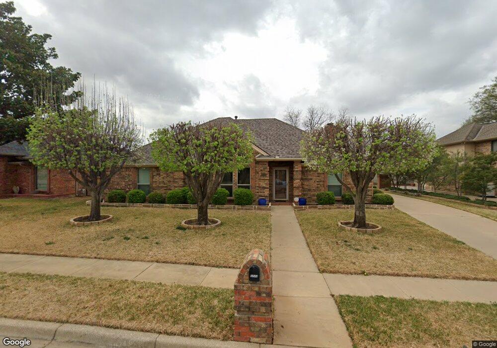 3844 Edgewater Dr, Bedford, TX 76021 - photo 1