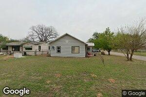 322 S Cedar Ave, Erick, OK 73645