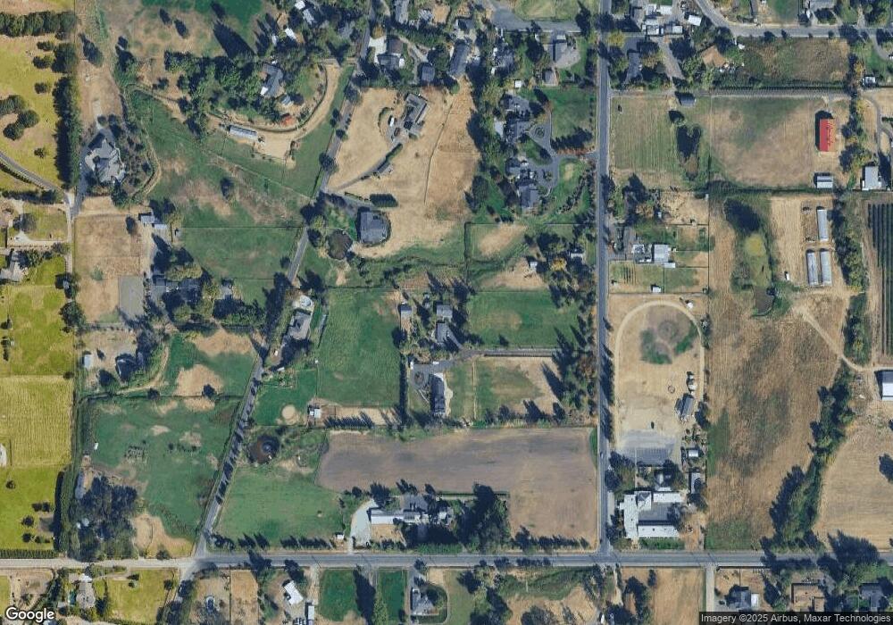 2195 Old Stage Rd, Central Point, OR 97502 - photo 1