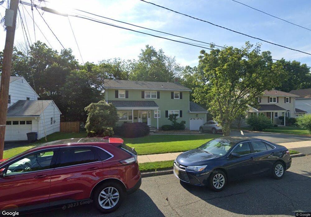 679 Westview Ct, River Edge, NJ 07661 - photo 1