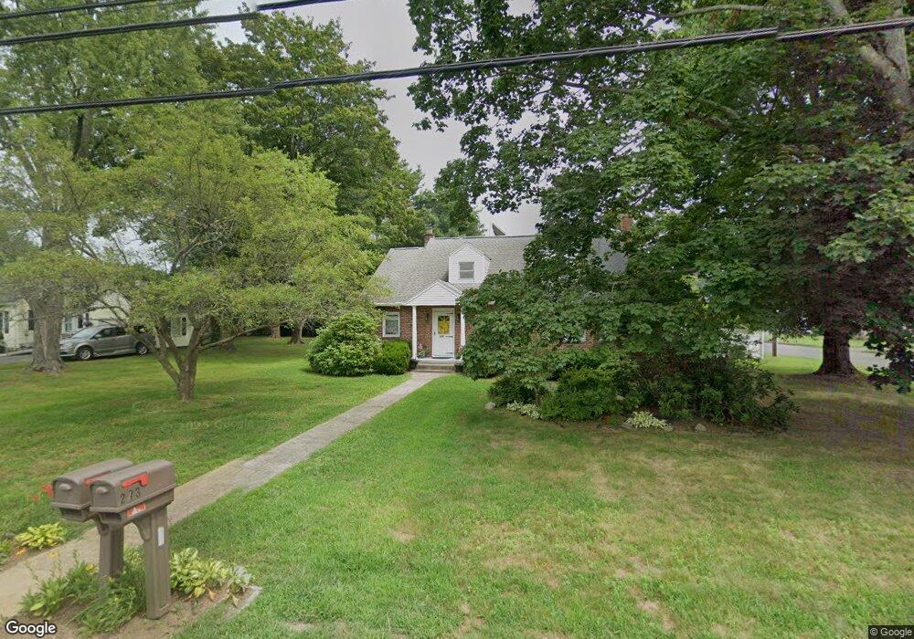 272 Fuller St, Ludlow, MA 01056 - photo 1