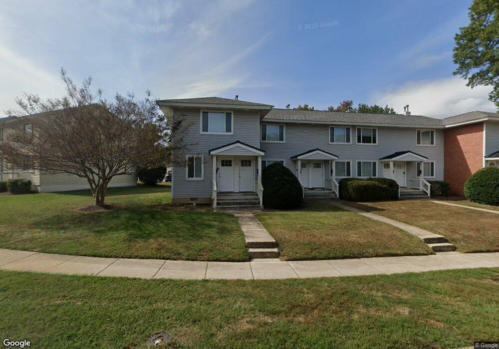 18154 Purvis Dr, Triangle, VA 22172 - photo 1