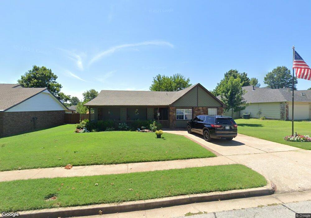 3909 S Redbud Ave, Broken Arrow, OK 74011 - photo 1