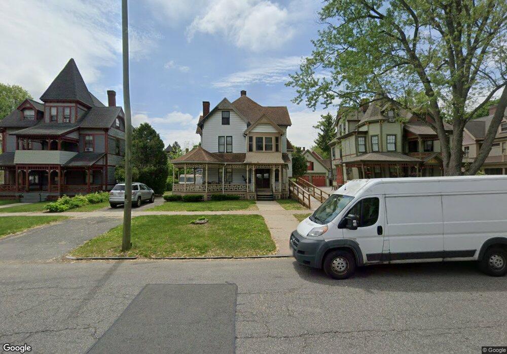 32 Dartmouth St, Springfield, MA 01109 - photo 1