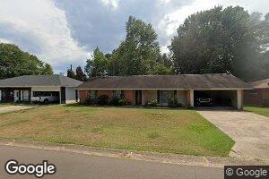 105 Brookfield Dr, Natchez, MS 39120