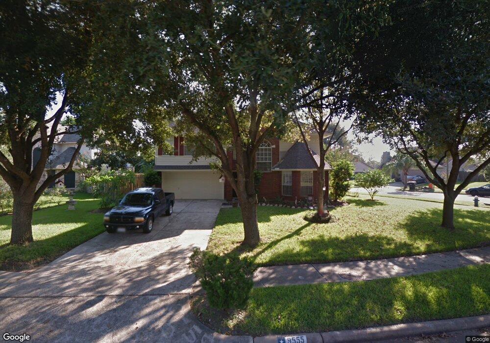 9555 Misty Vale Ln, Houston, TX 77075 - photo 1