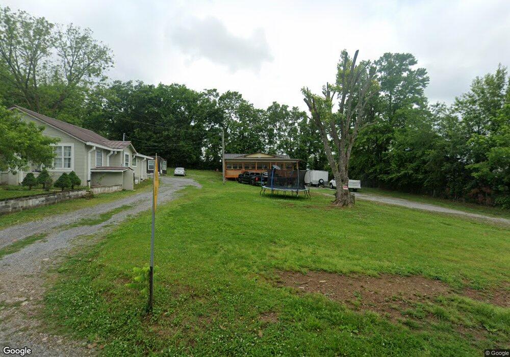 302 Shelbyville Mills Rd, Shelbyville, TN 37160 - photo 1