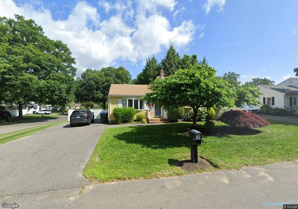 4 Deepfield Rd, Springfield, MA 01118 - photo 1