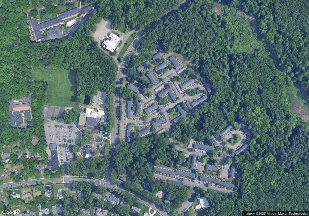 38 Yorktown Dr unit 7, Springfield, MA 01108 - photo 1