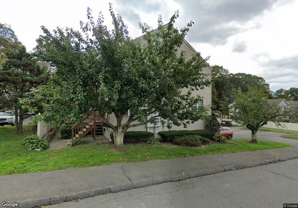 29 Taft Point unit 90, Waterbury, CT 06708 - photo 1