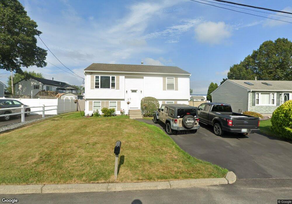 10 Samuel Ct, Cranston, RI 02920 - photo 1