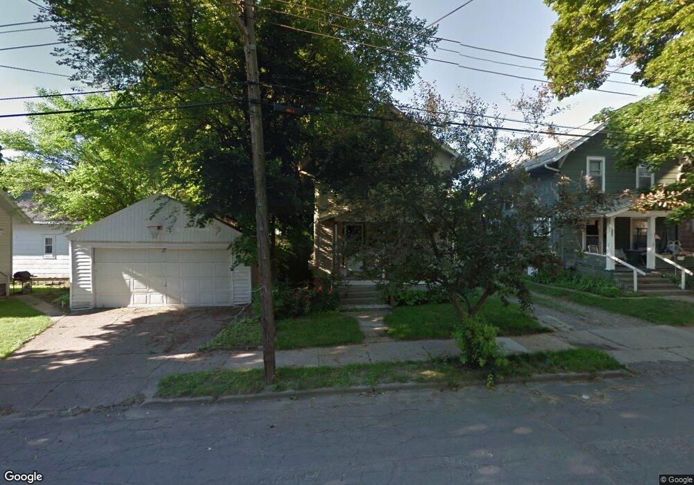 716 Beulah St, Lansing, MI 48910 - photo 1