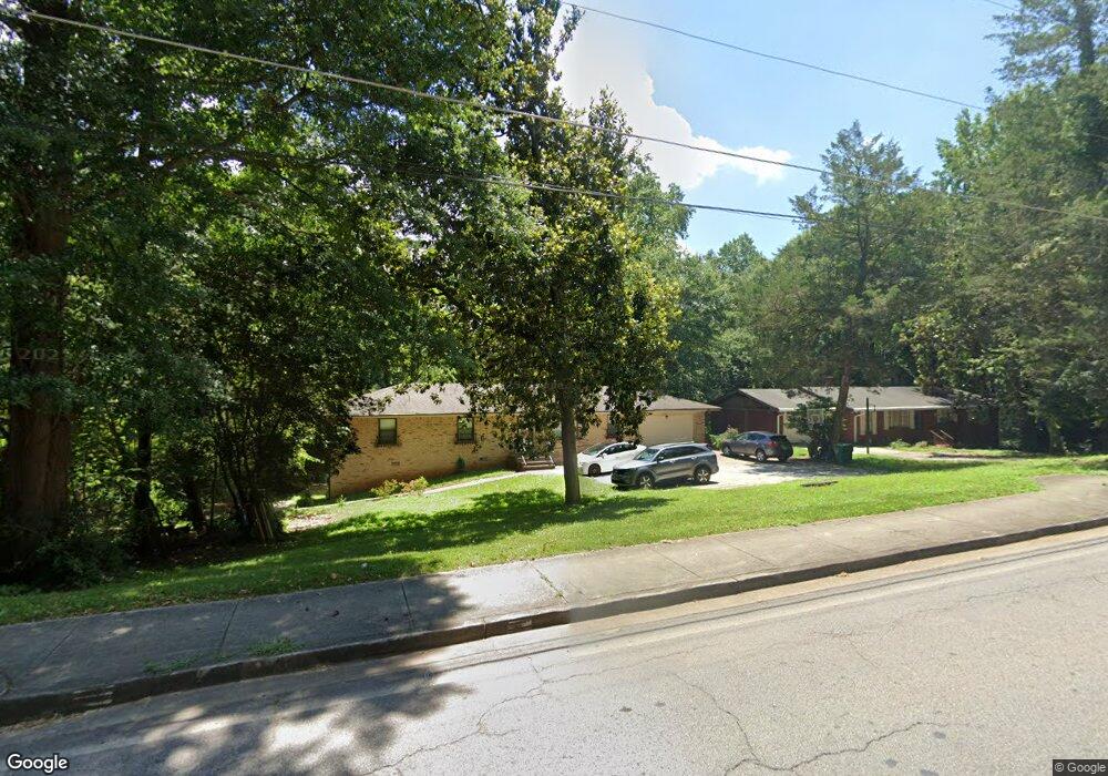 529 Rays Rd, Stone Mountain, GA 30083 - photo 1