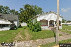 608 S Main St, Bicknell, IN 47512