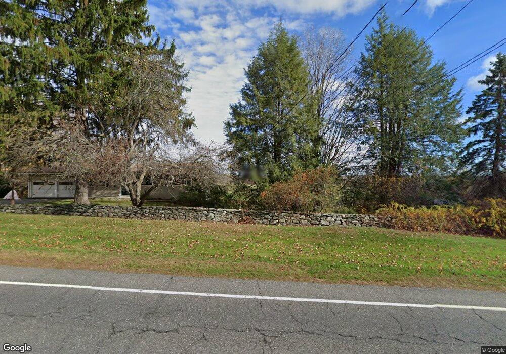 106 Litchfield Rd, Morris, CT 06763 - photo 1