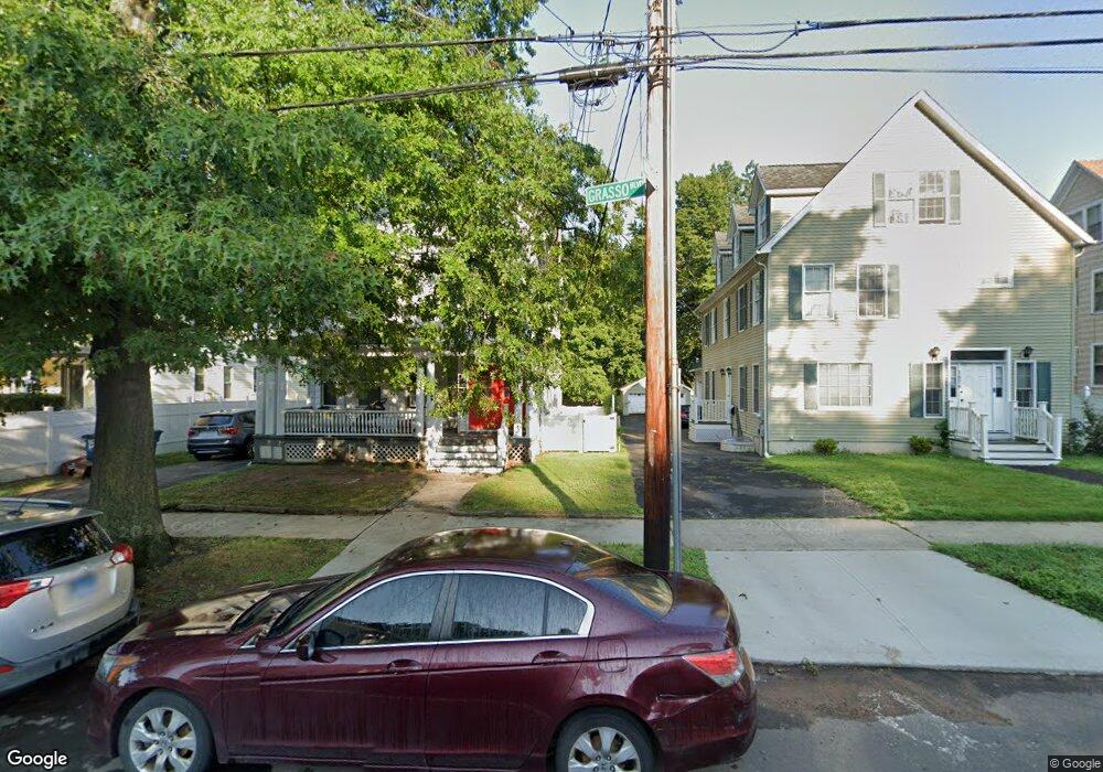 83 Blake St, New Haven, CT 06511 - photo 1