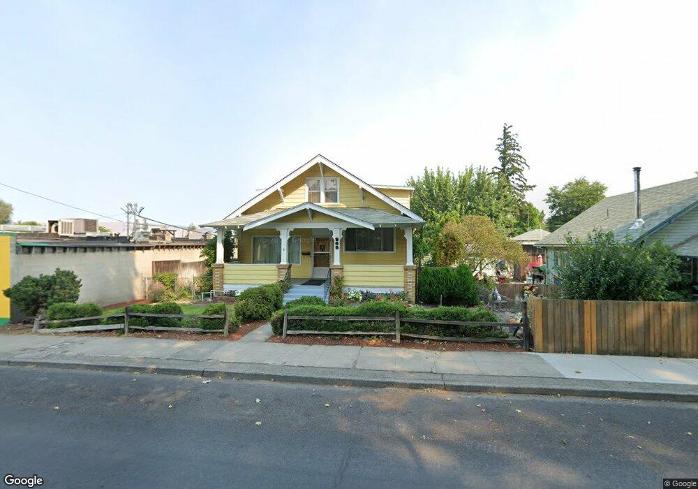 805 E 12th St, the Dalles, OR 97058 - photo 1