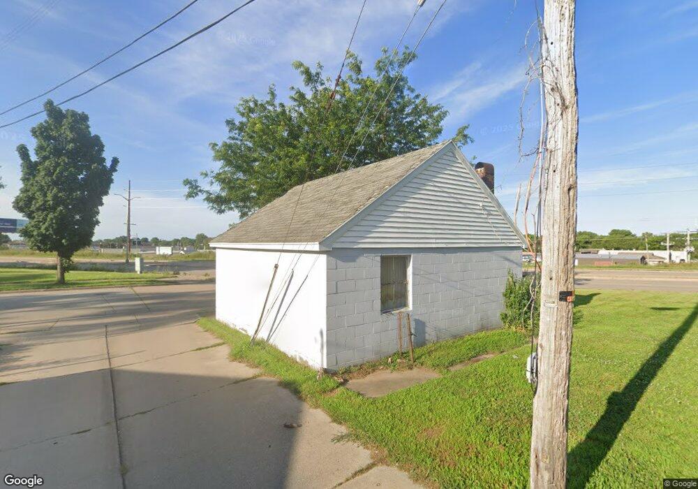 1427 4th St S, La Crosse, WI 54601 - photo 1