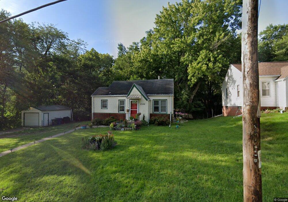 2324 Adams Ave, Des Moines, IA 50310 - photo 1