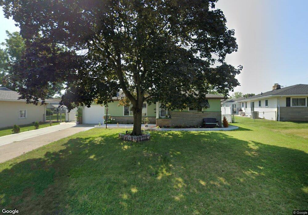 3127 Vanderberg Ave, Columbus, OH 43204 - photo 1