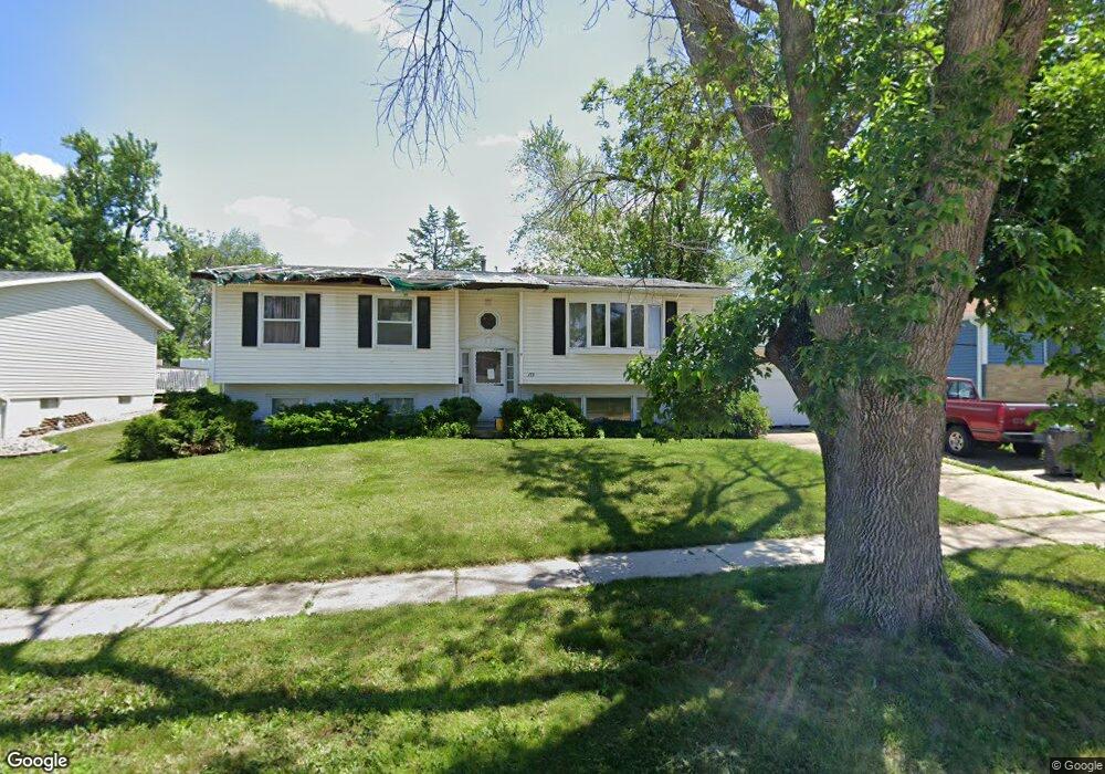 159 31st St NW, Cedar Rapids, IA 52405 - photo 1