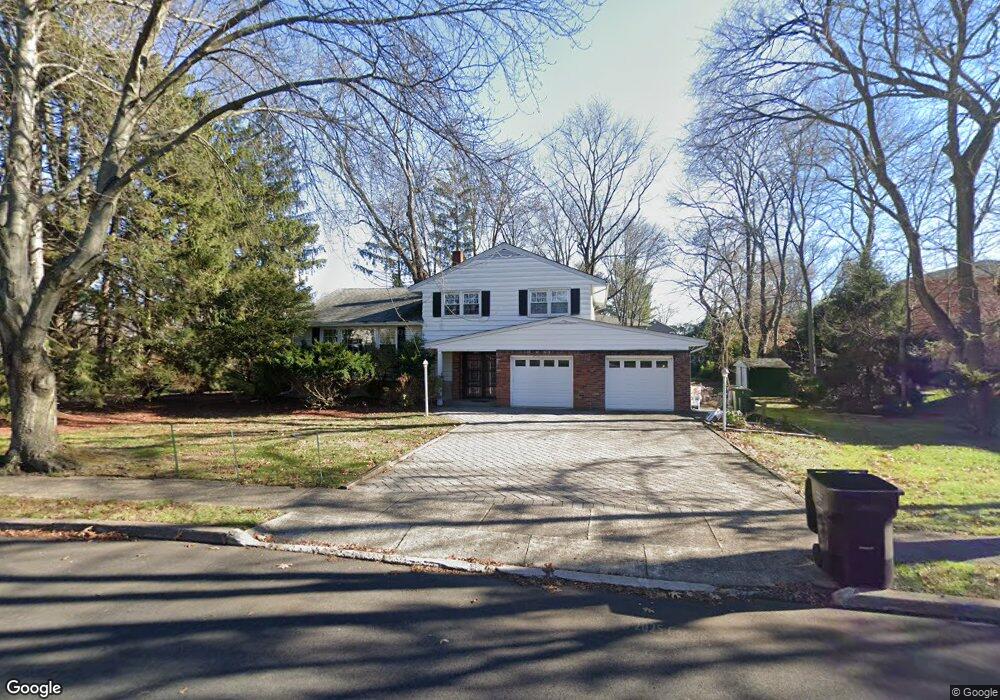 128 Albright Ln, Paramus, NJ 07652 - photo 1