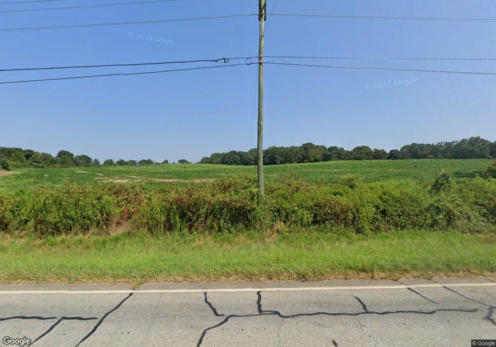 8005 Athens Rd, Carnesville, GA 30521 - photo 1