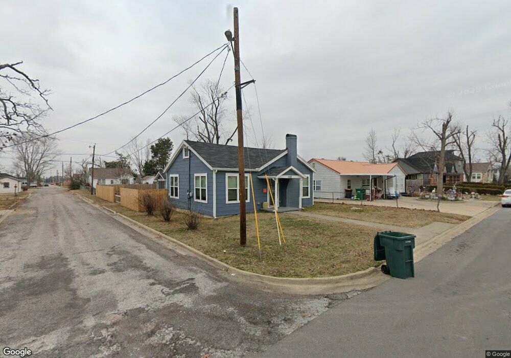 520 W Center St, Rogers, AR 72756 - photo 1