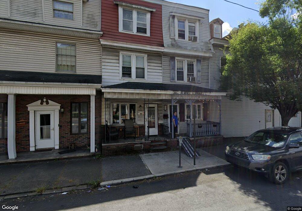 230 W Centre St, Ashland, PA 17921 - photo 1