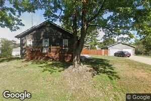 205 S Third St, Dahlgren, IL 62828