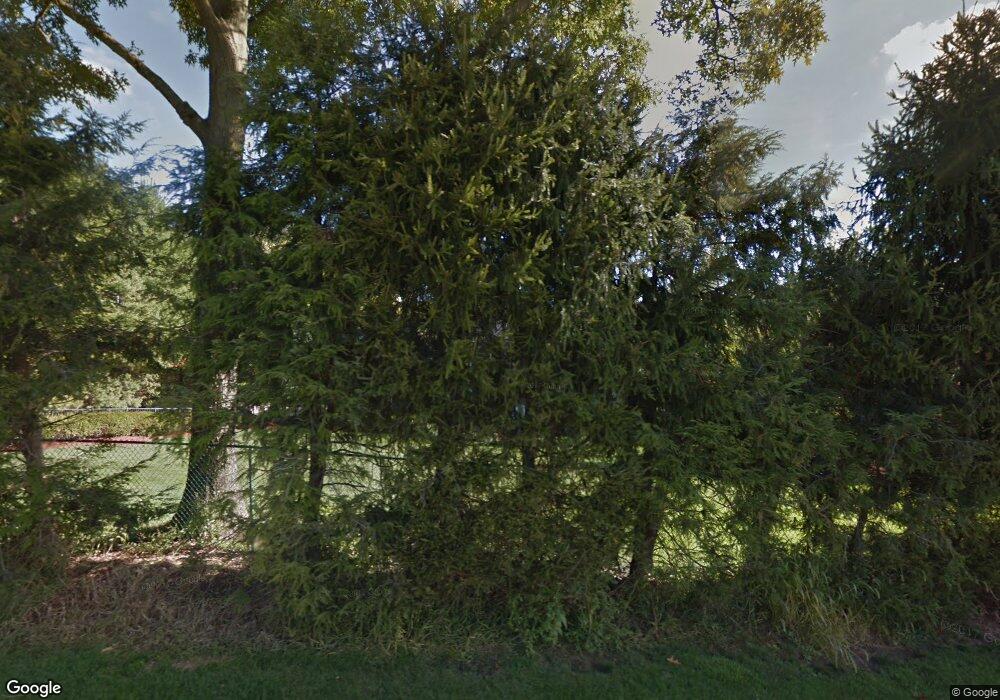 8 Cross Rd, Cortlandt Manor, NY 10567 - photo 1