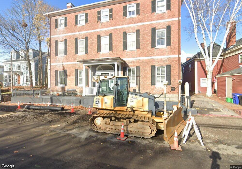 133 Islington St unit 5, Portsmouth, NH 03801 - photo 1