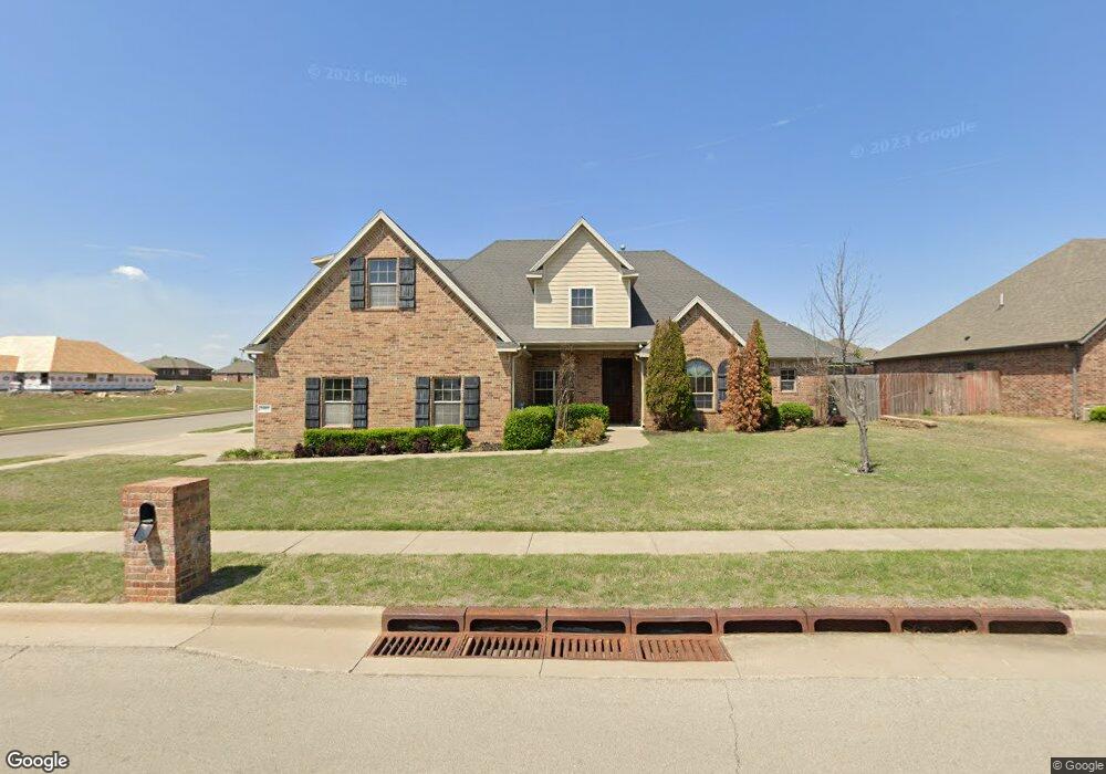 5602 Nottingham Dr, Bartlesville, OK 74006 - photo 1