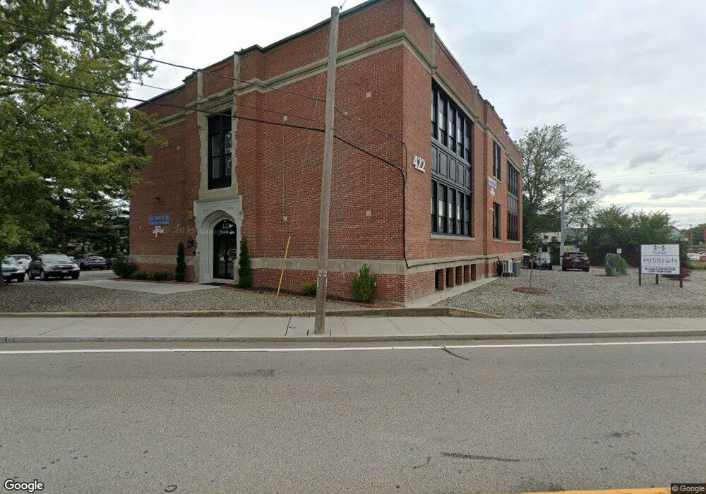 422 Post Rd unit 1B, Warwick, RI 02888 - photo 1