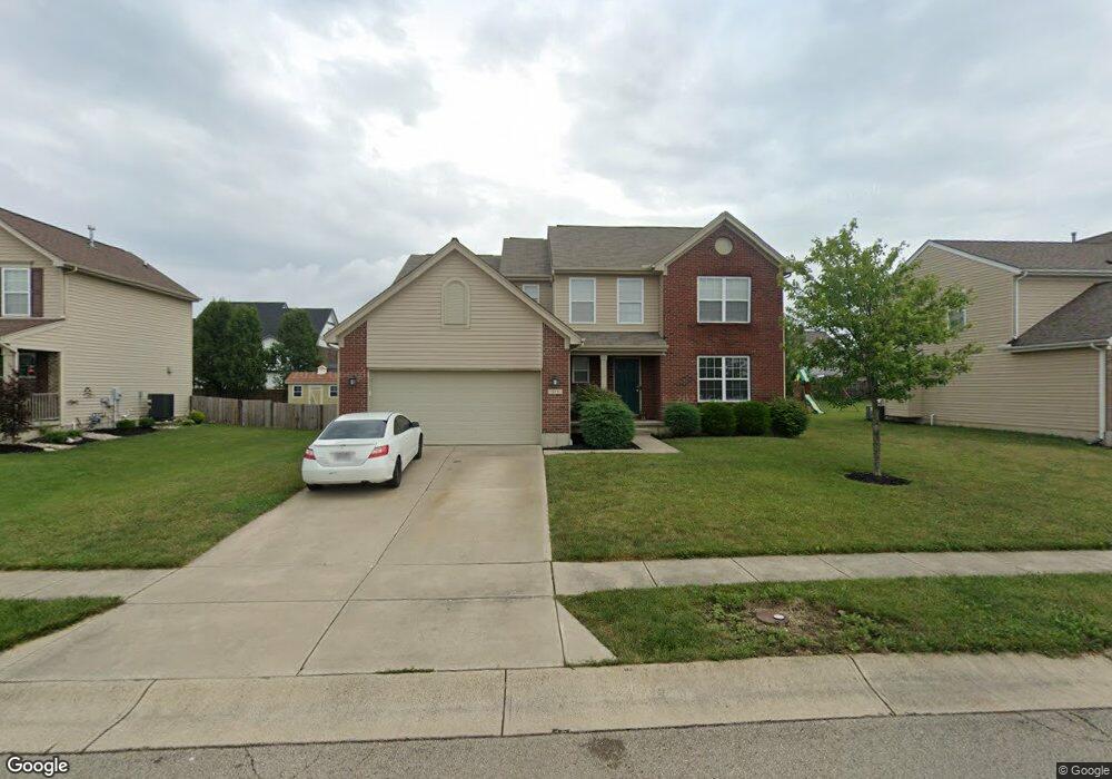 579 Jodee Dr, Xenia, OH 45385 - photo 1