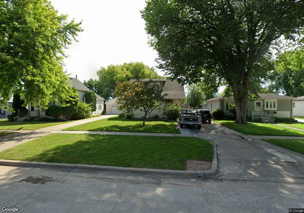 1422 14th St S, Fargo, ND 58103 - photo 1