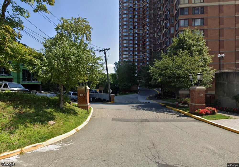 3901 Old Palisade Rd, Fort Lee, NJ 07024 - photo 1