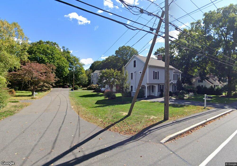 4 Laurel Ln, Westport, CT 06880 - photo 1