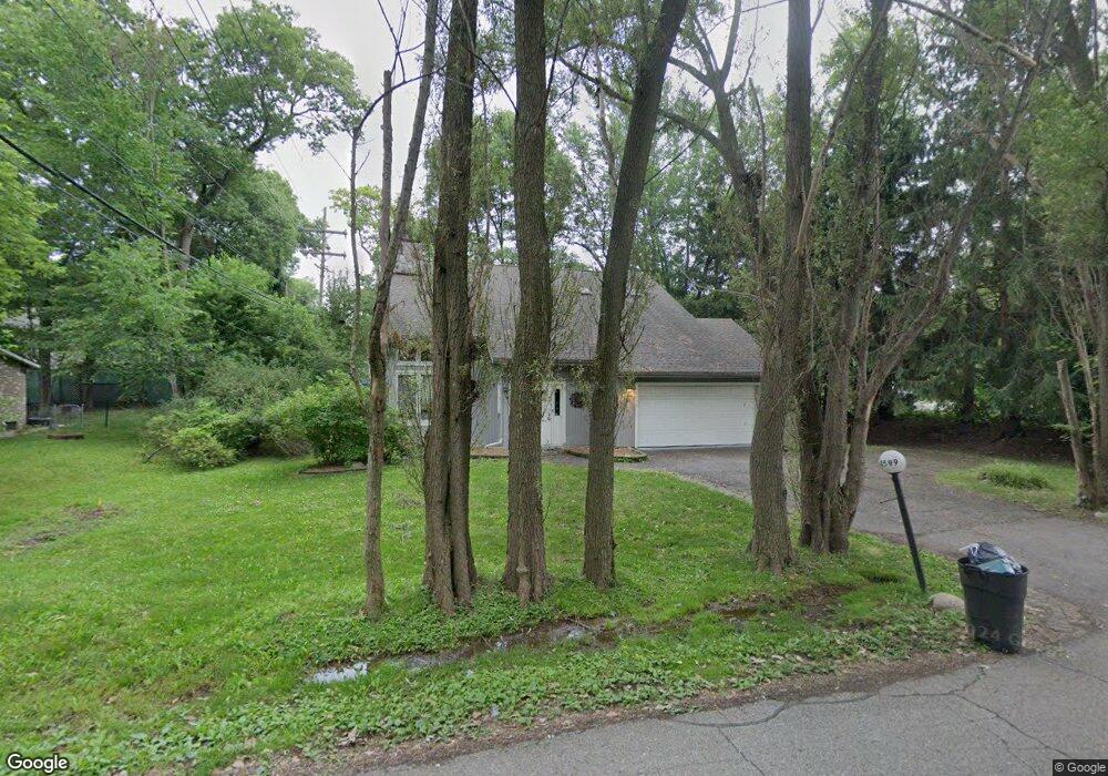 4599 Borland St, West Bloomfield, MI 48323 - photo 1