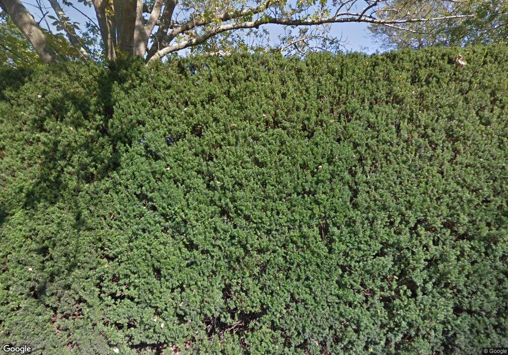 1 Cliff Ave, Newport, RI 02840 - photo 1