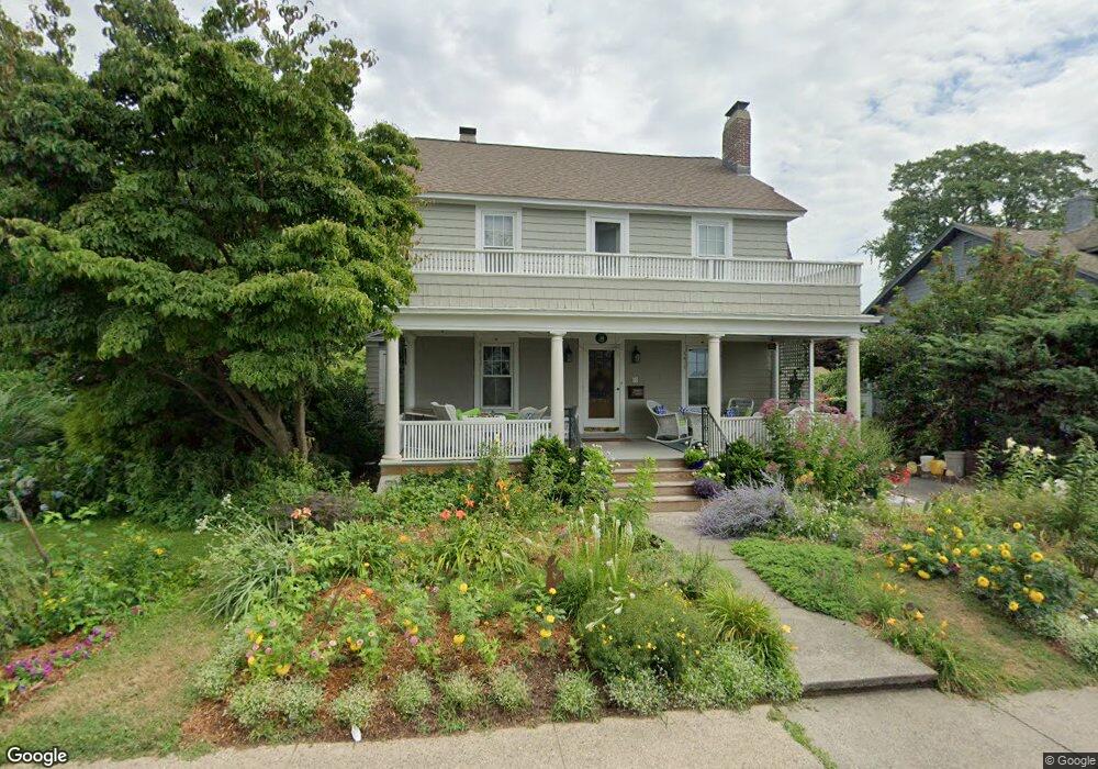 30 Beacon St, Bridgeport, CT 06605 - photo 1