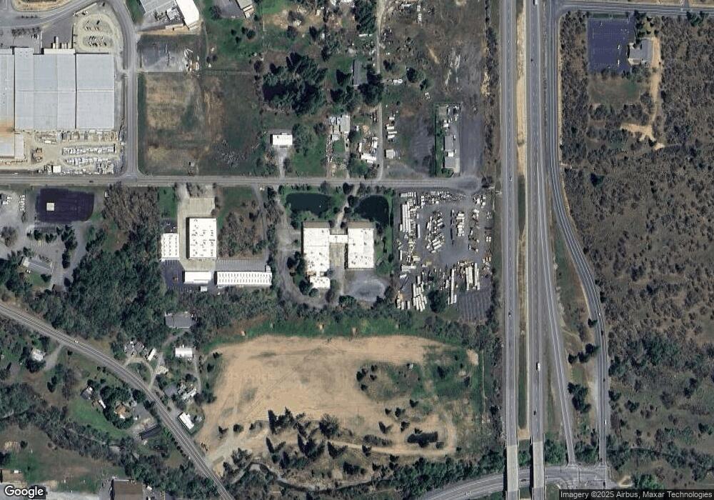 481 California St, Grants Pass, OR 97526 - photo 1