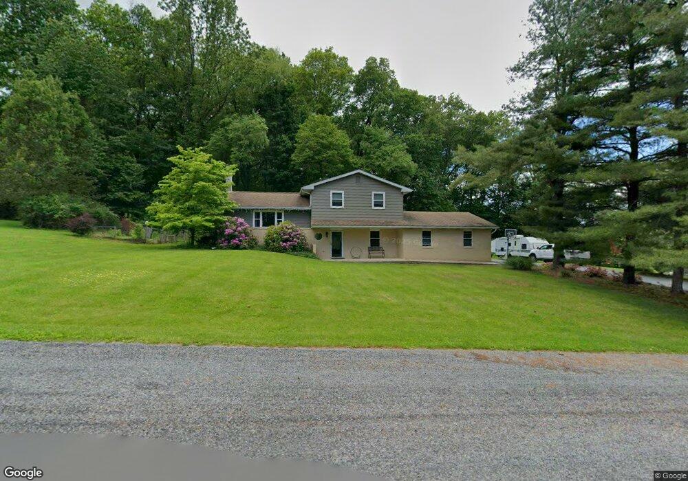 6270 Martin Dr, Zionsville, PA 18092 - photo 1