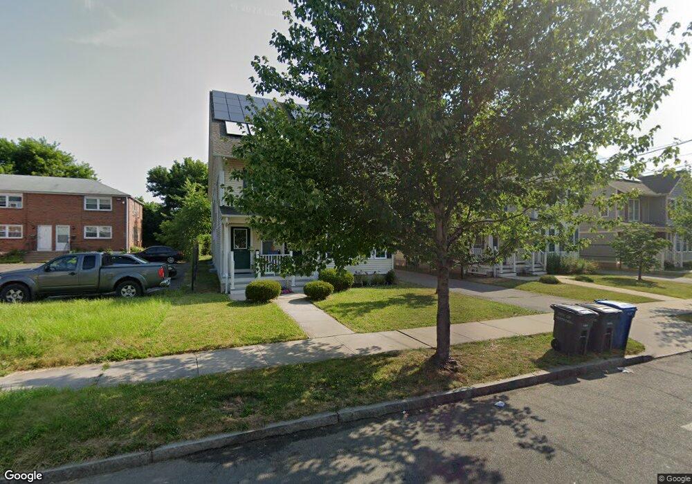 108 Earle St, Hartford, CT 06120 - photo 1