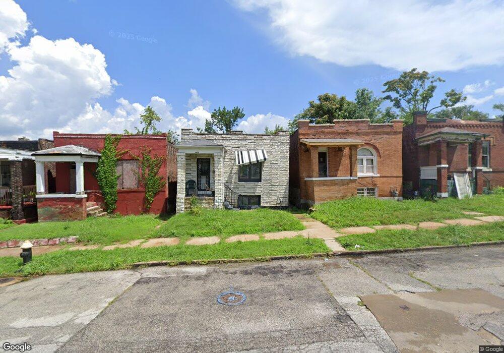 4481 Lee Ave, Saint Louis, MO 63115 - photo 1