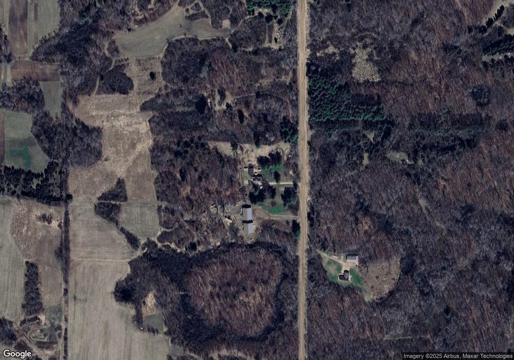 2685 Clarwin Rd, Gladwin, MI 48624 - photo 1