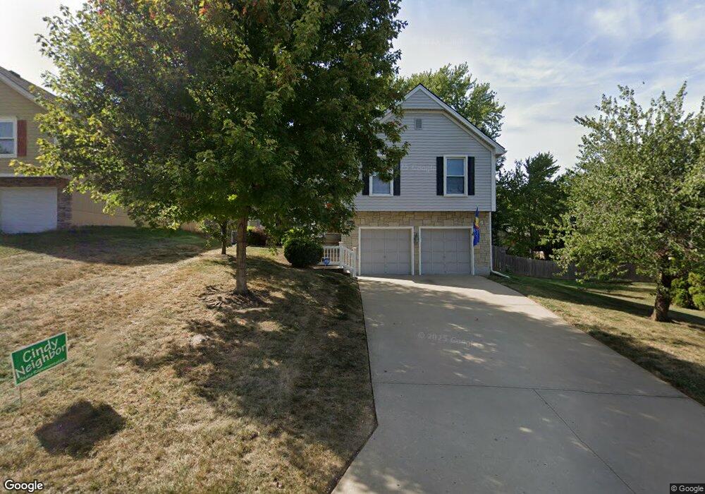 4804 Mastin St, Shawnee, KS 66203 - photo 1