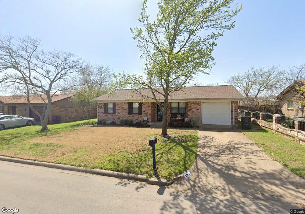 103 Wren Ct, Cleburne, TX 76033 - photo 1