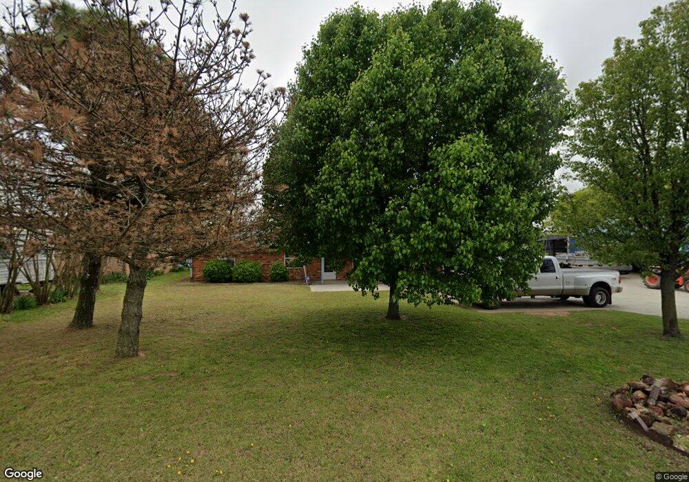 2913 Franklin Dr, Shawnee, OK 74804 - photo 1