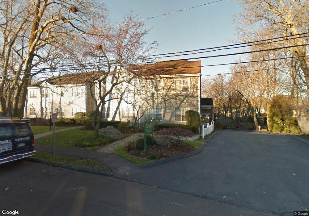 51 Old Kings 51-14 Hwy, Old Greenwich, CT 06870 - photo 1